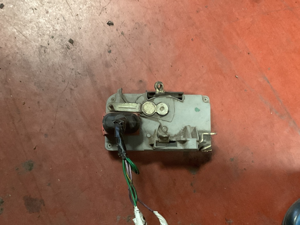 Cerradura delantera izquierda fiat scudo ‘01