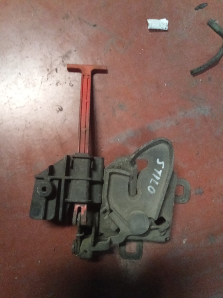 Cerradura capo Fiat stilo '05