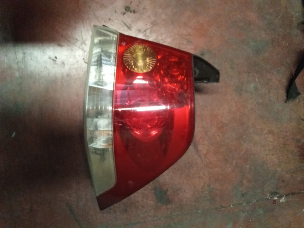 Piloto derecho Opel Astra h  ranchera '04