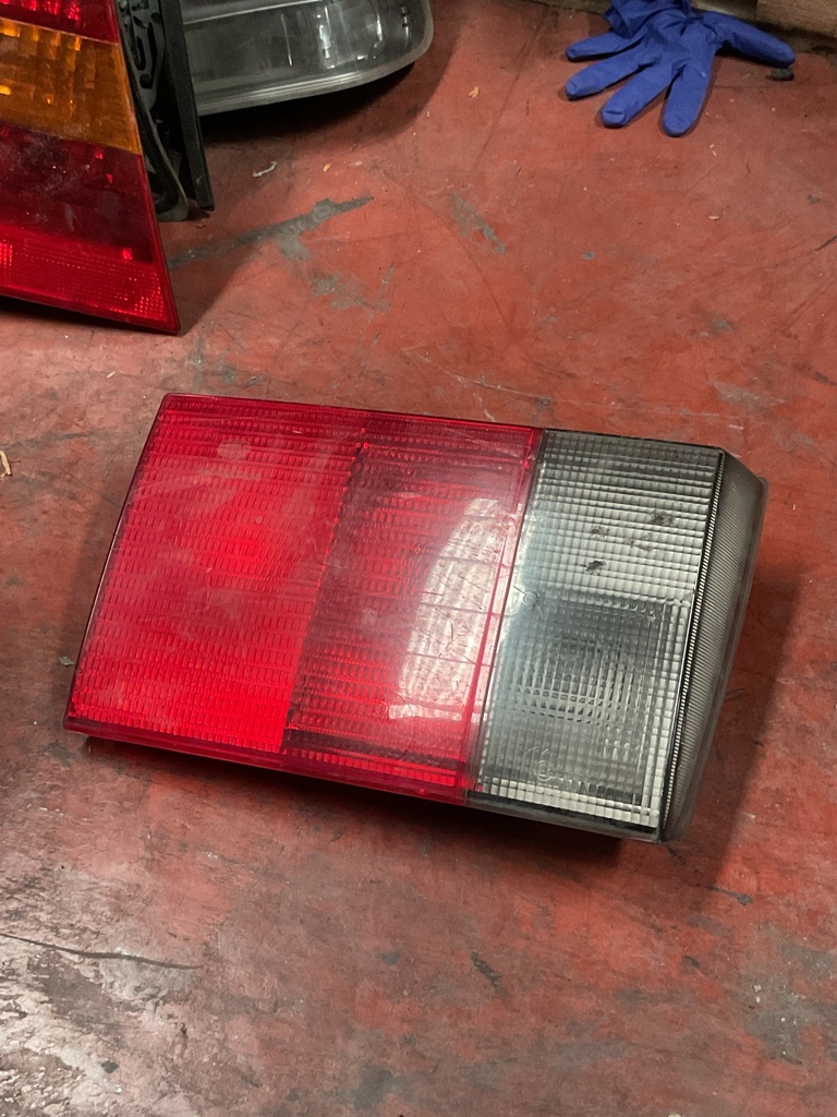 Piloto izquierdo audi 100 ‘93