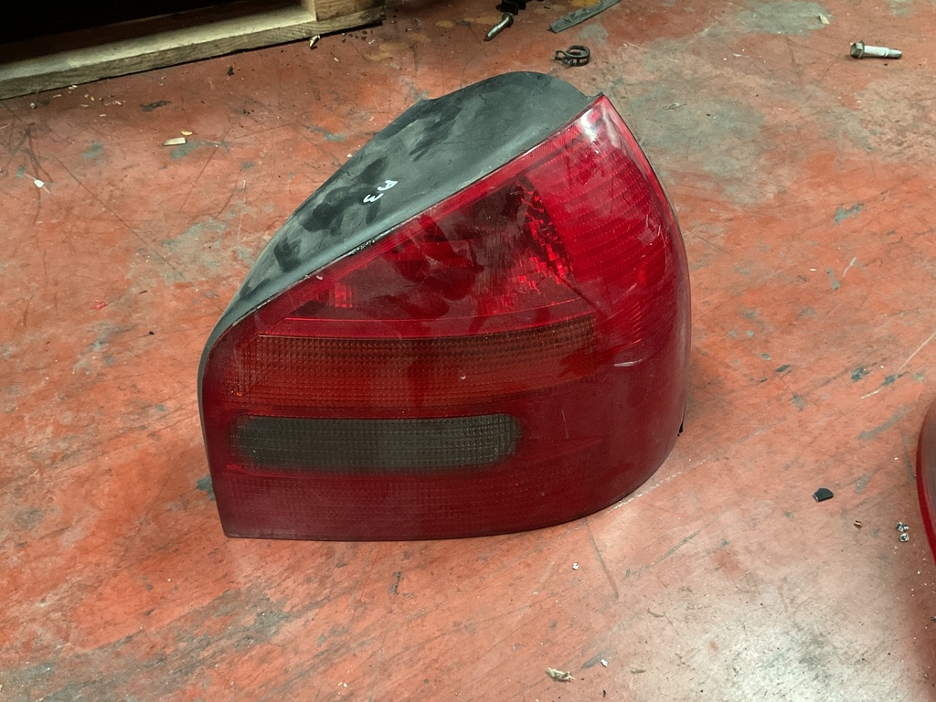 Piloto derecho audi a3 ‘99