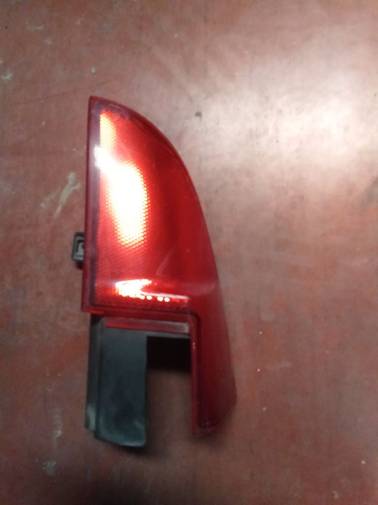 Piloto derecho paragolpes Mercedes vito '05