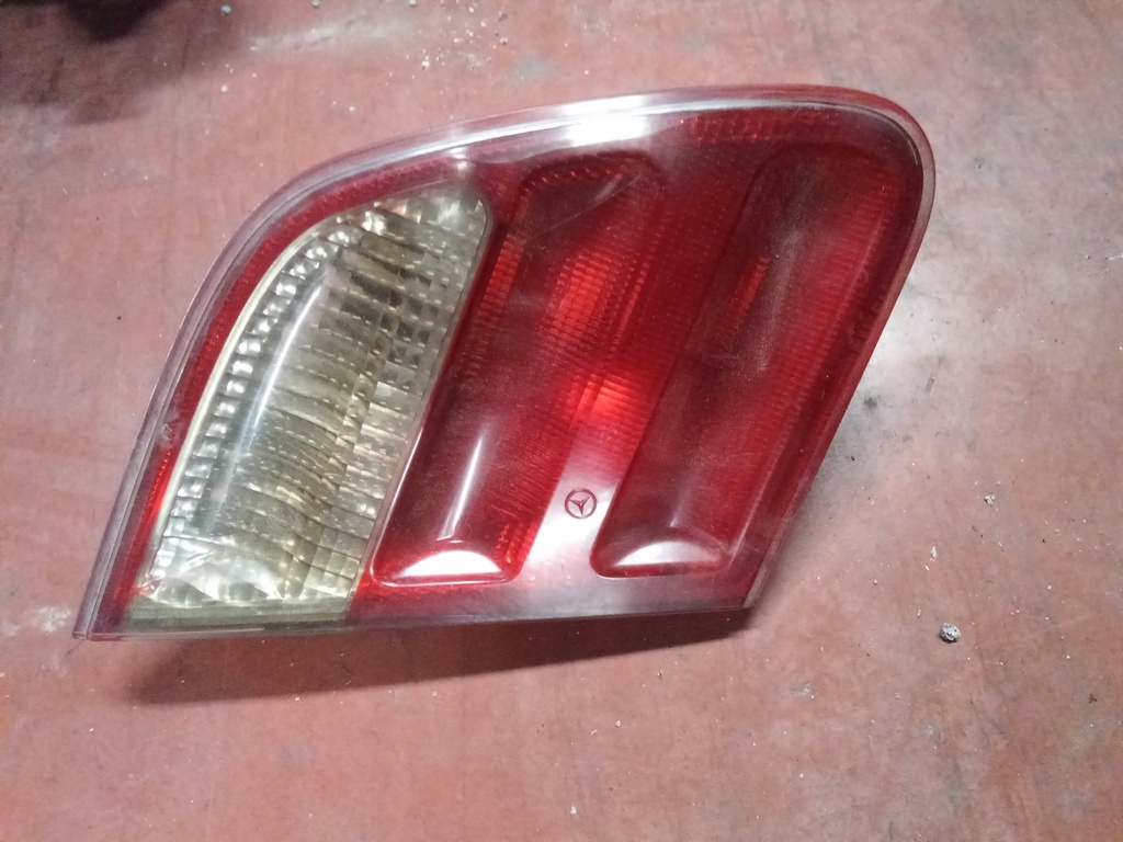 Piloto izquierdo Mercedes clase e w210 '96