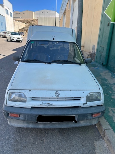 0111 RENAULT EXPRESS 1.4 GASOLINA 1992