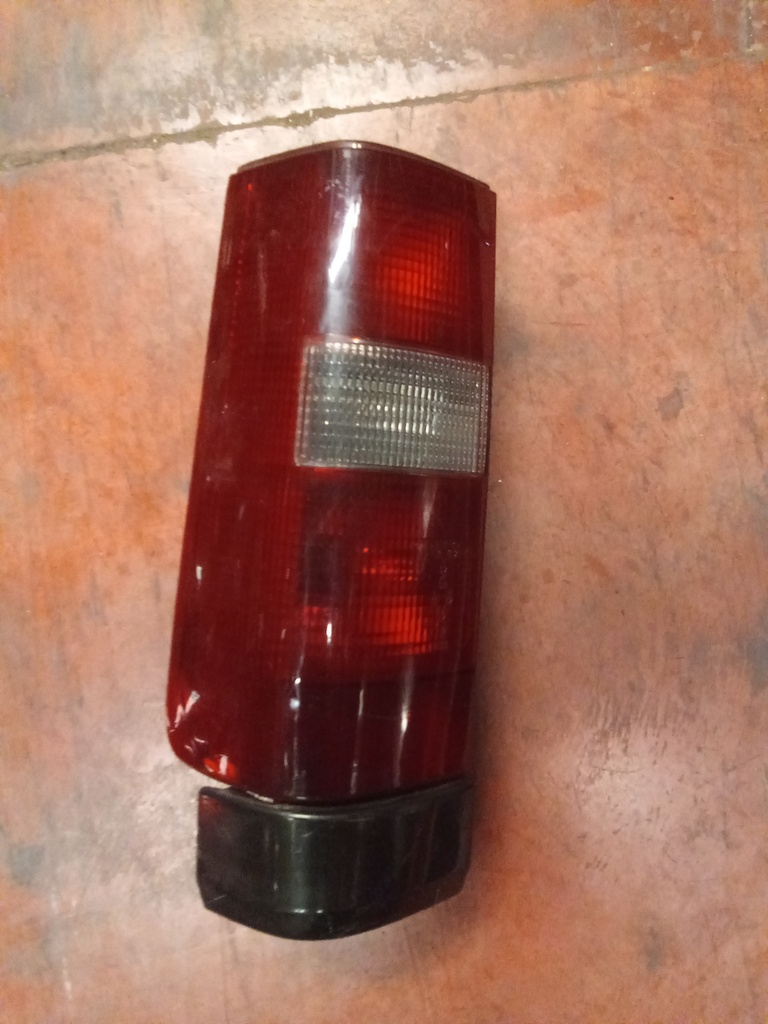 Piloto izquierdo Volvo v70 '98