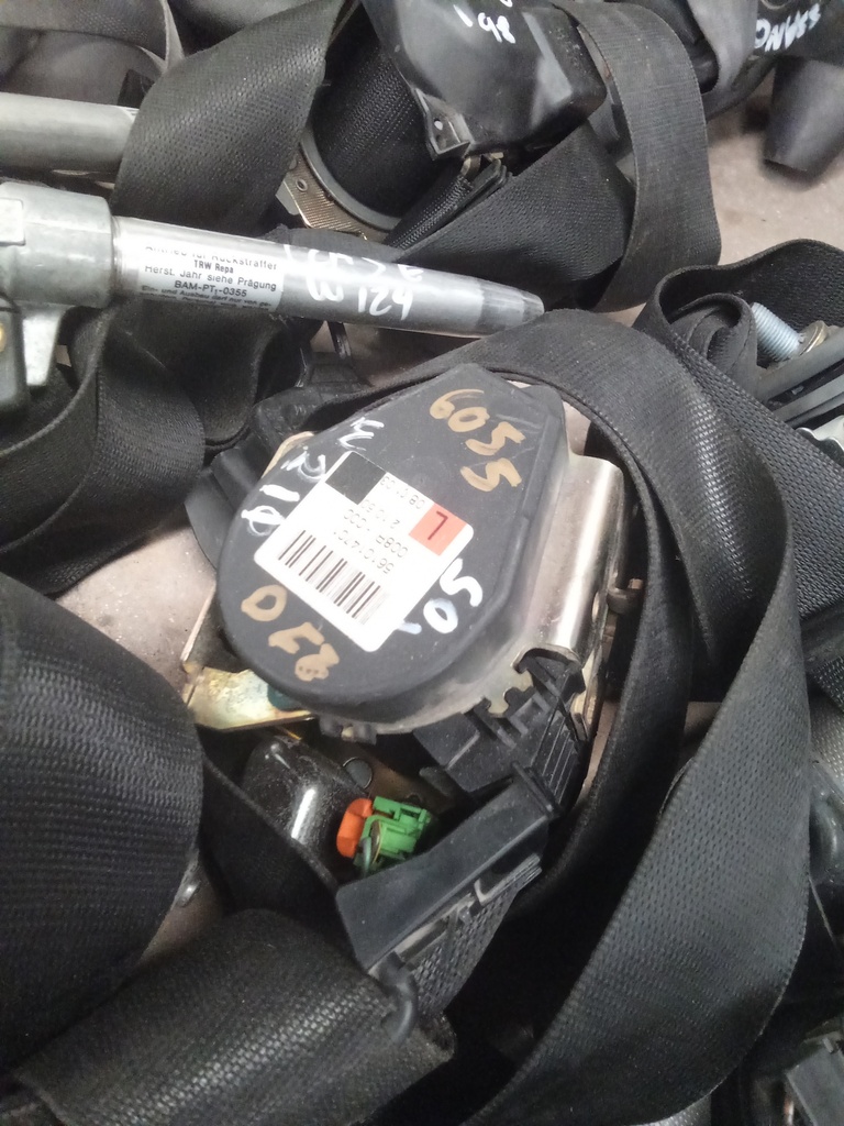 Cinturon delantero izquierdo mercedes clase e w211 '05