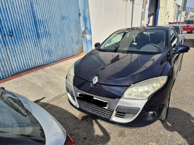 0118 RENAULT MEGANE COUPE 1.6 G 2009