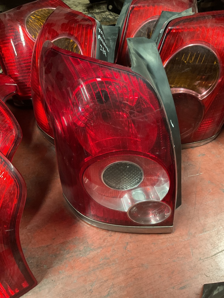 Piloto izquierdo toyota avensis ranchera ‘06