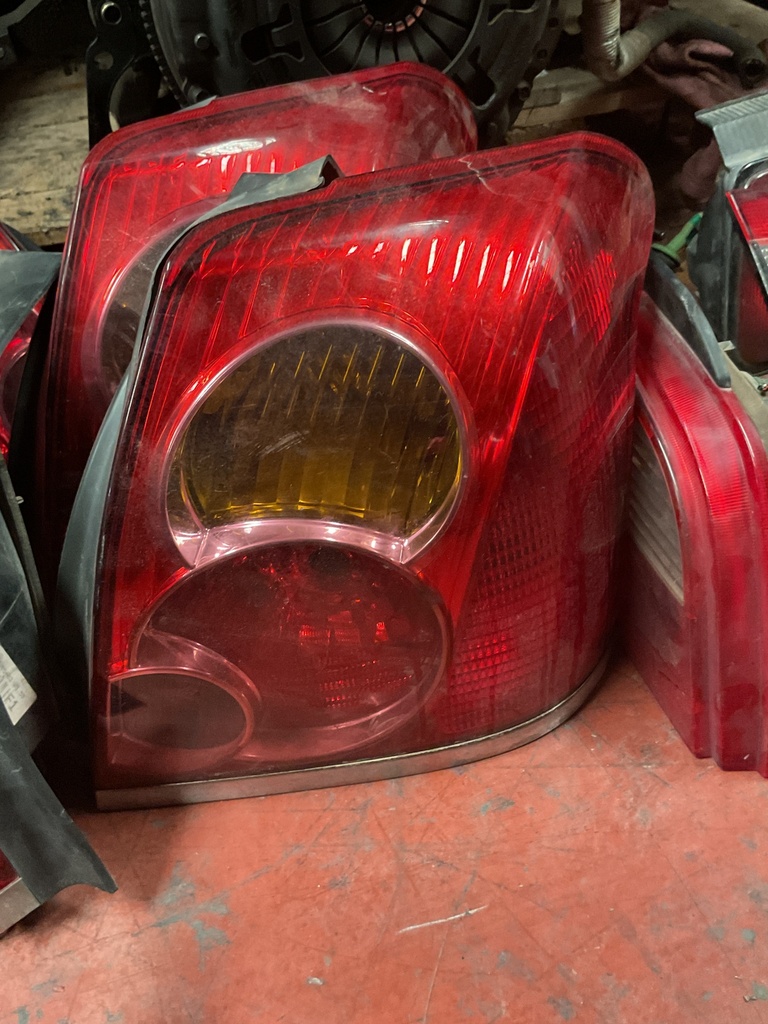 Piloto derecho toyota avensis ‘06