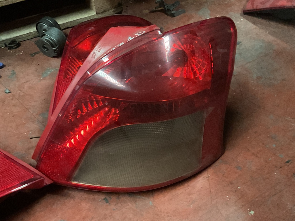 Piloto derecho toyota yaris ‘07