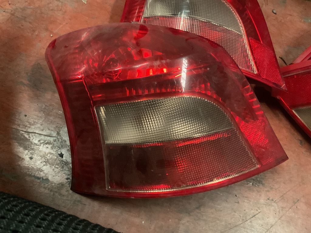 Piloto izquierdo toyota yaris ‘07