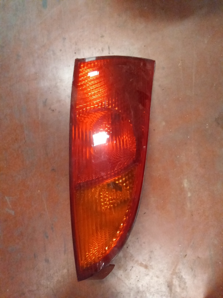 Piloto derecho Ford Focus '99