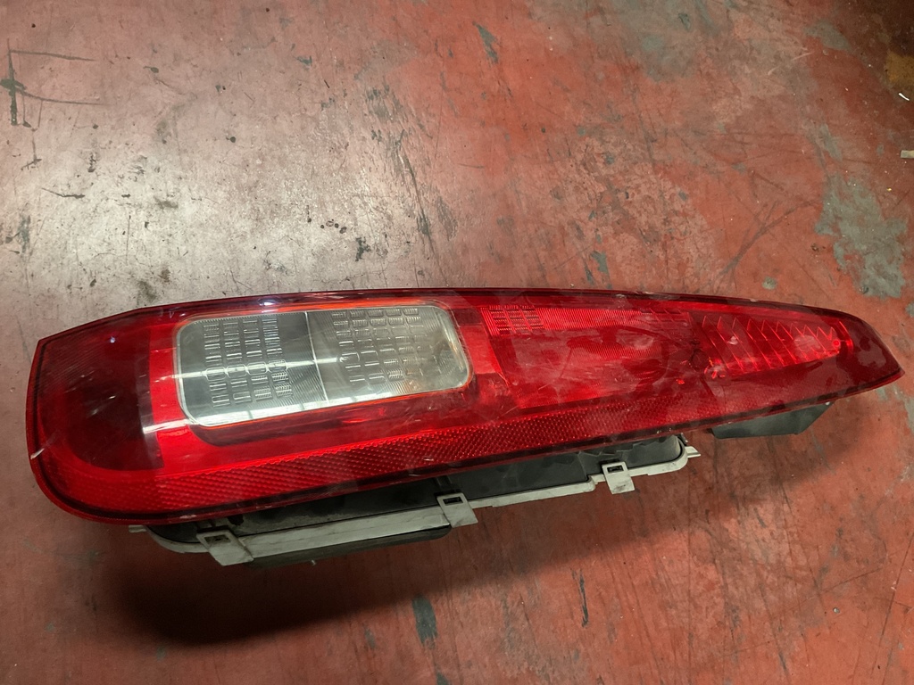 Piloto derecho ford fusion ‘05