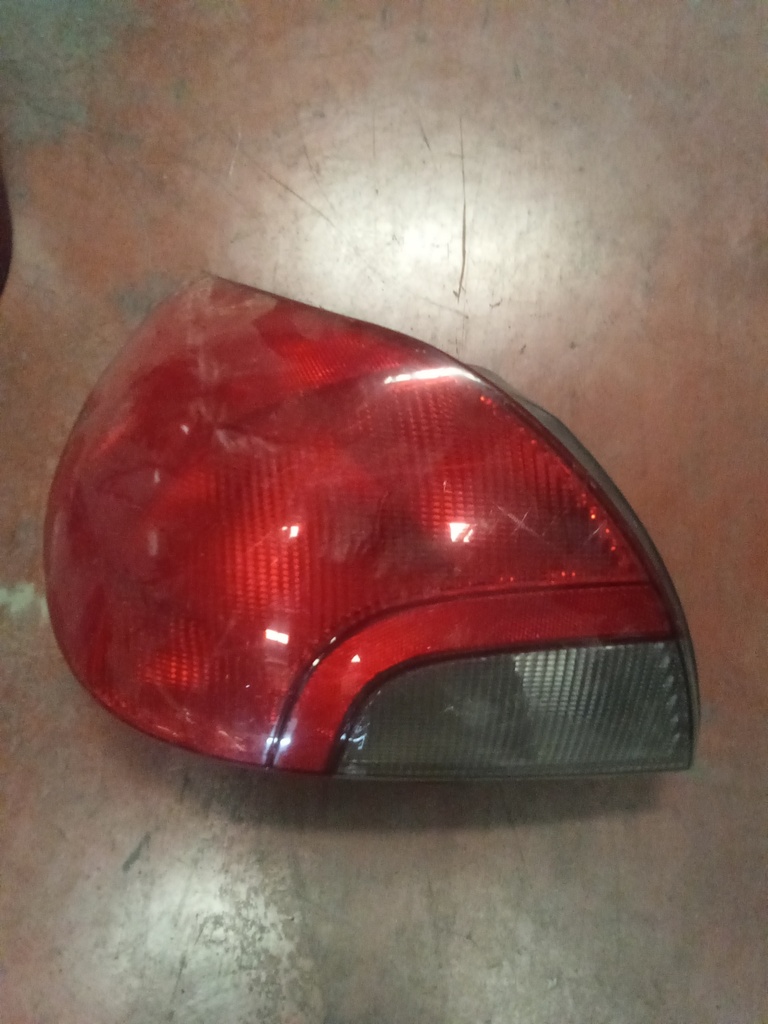 Piloto izquierdo Ford mondeo '98