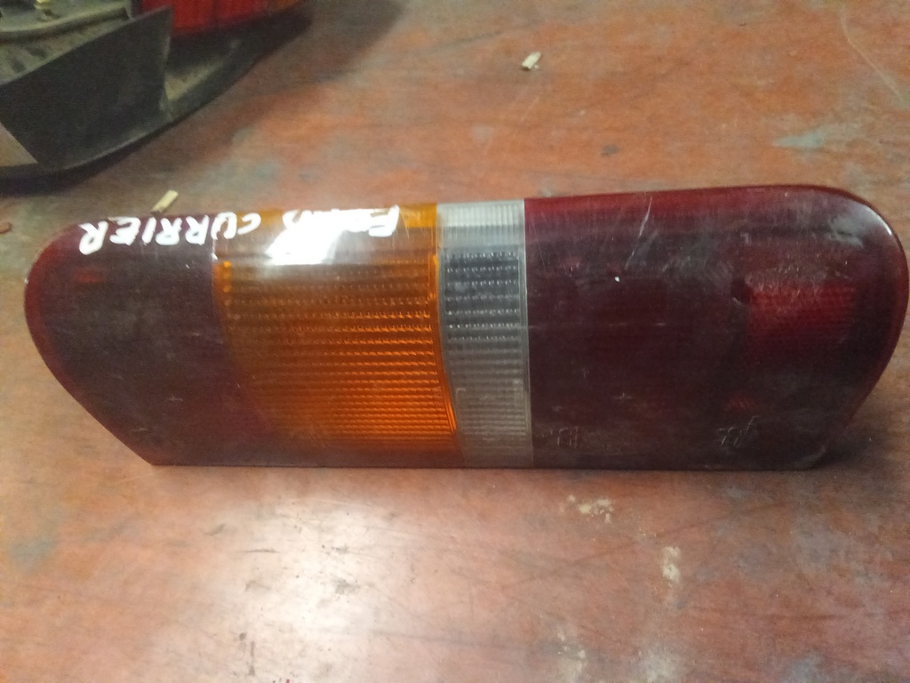 Piloto derecho Ford courier '95