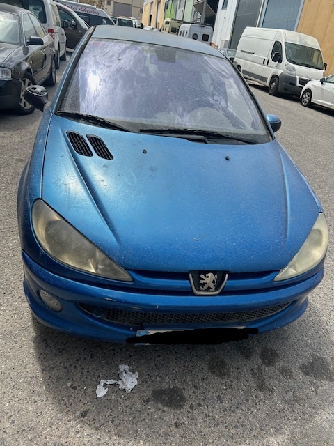 0126 PEUGEOT 206 1.6 HD 2004
