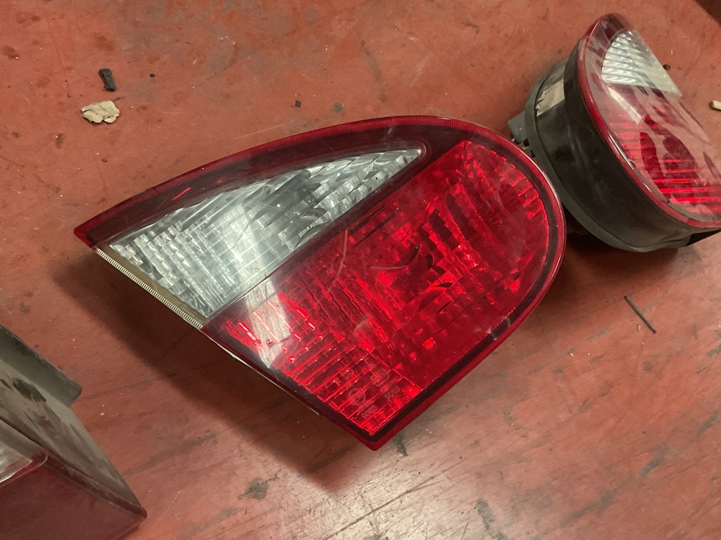 Piloto izquierdo interior daewoo lanos ‘98