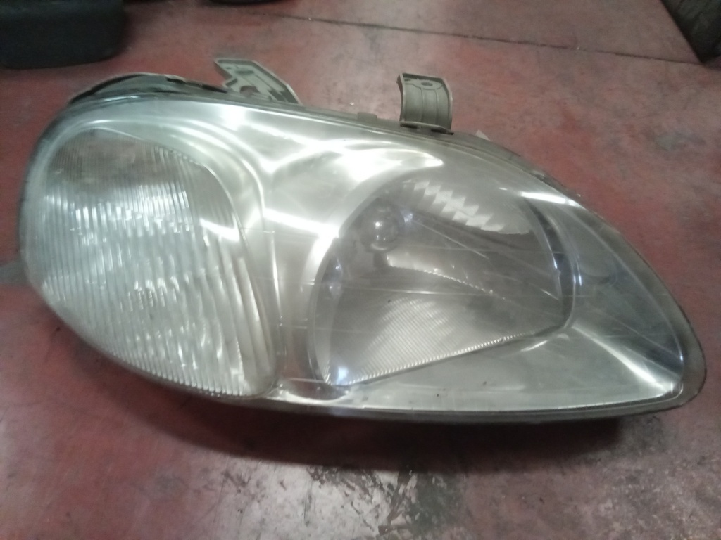 Faro derecho honda Civic '95