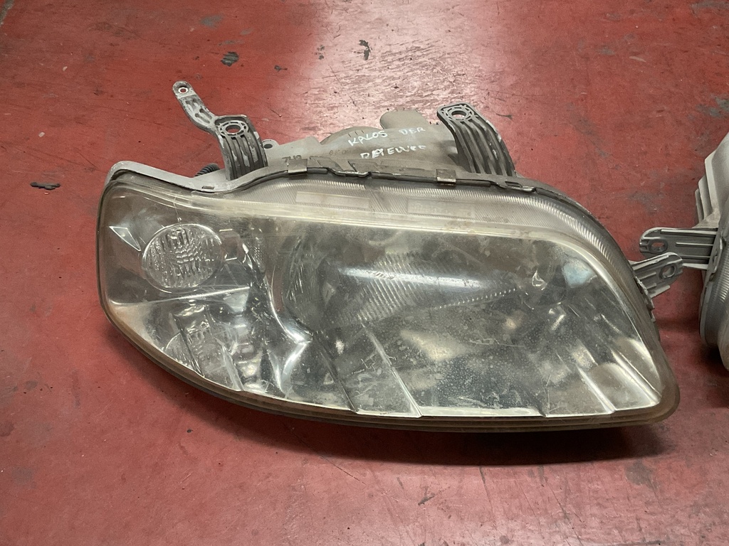Faro derecho daewoo kalos ‘04