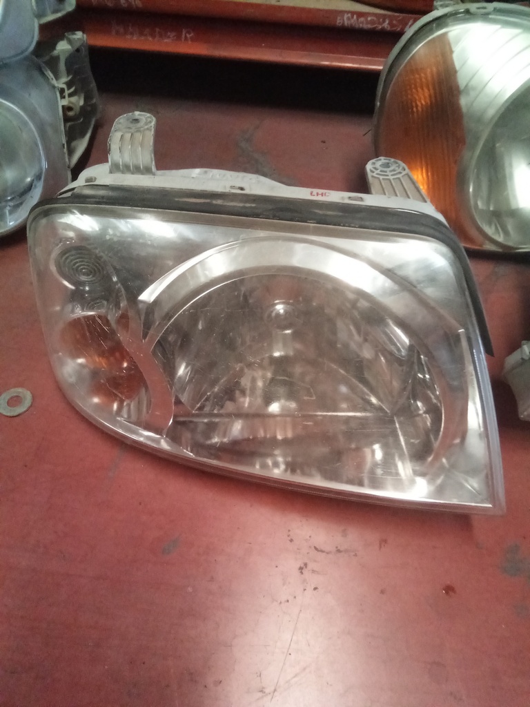 Faro derecho Hyundai Atos '03