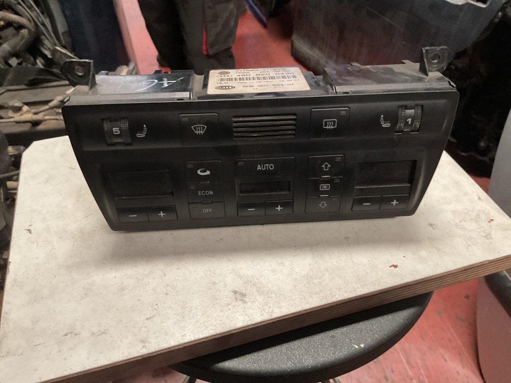 Mando aire acondecionado audi A6 ‘02