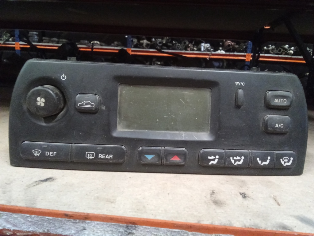 Mando climatidor jaguar x-type '04