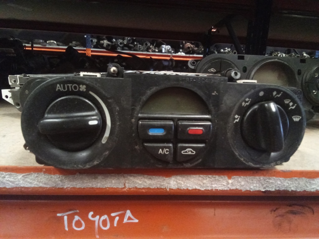 Mando climatizador Ford mondeo '96