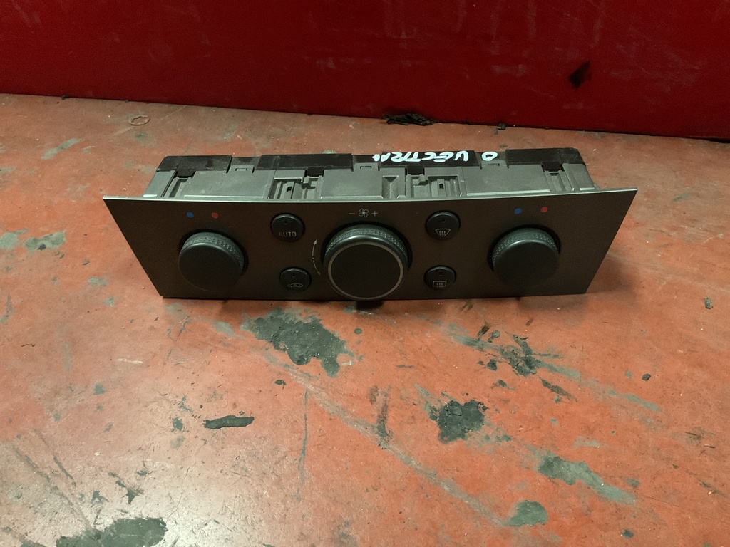 Mando aire acondicionado opel vectra C ‘05