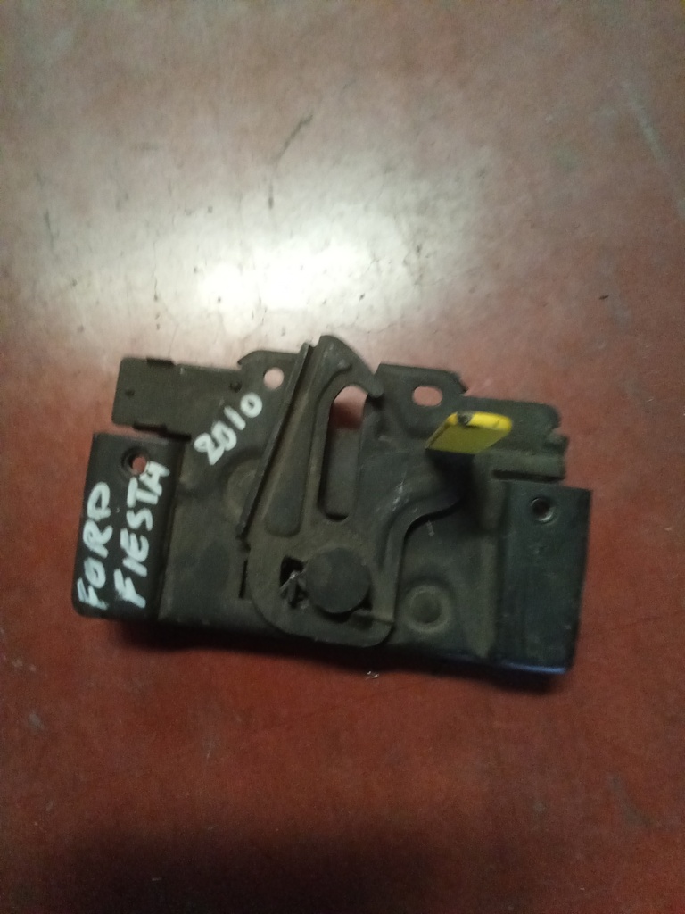 Cerradura capo Ford fiesta '10