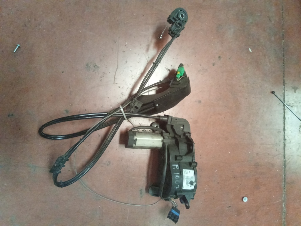 Motor cierre centralizado delantero derecho Peugeot 1007 '07