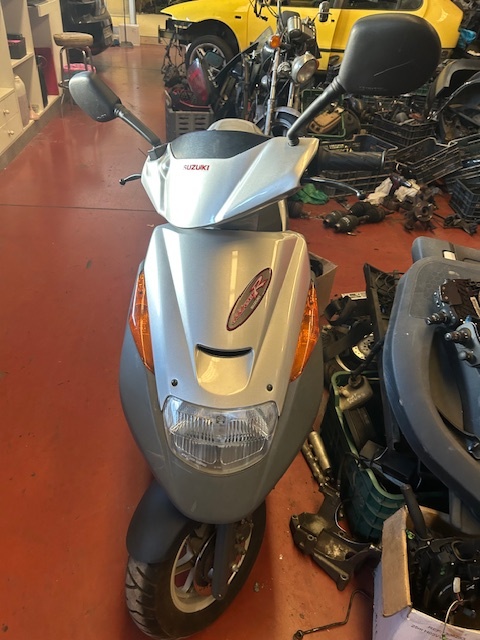 0210 SUZUKI ADRESS 49cc 2000
