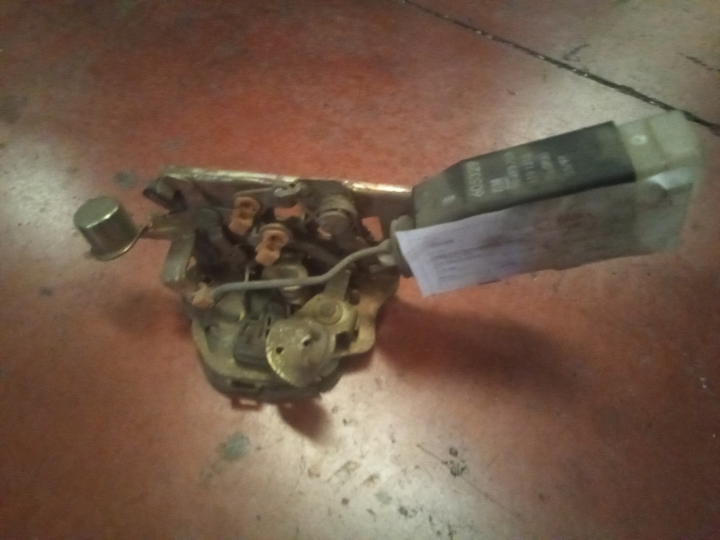 Cerradura trasera derecha Opel Astra f '91