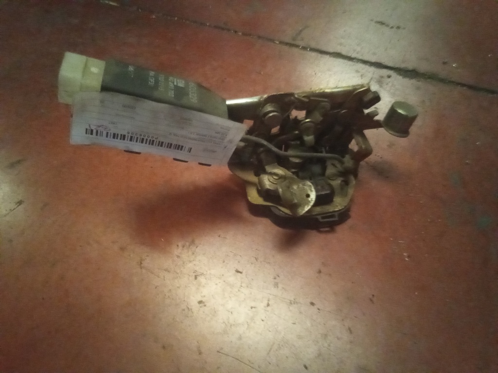 Cerradura trasera izquierda Opel Astra f '91