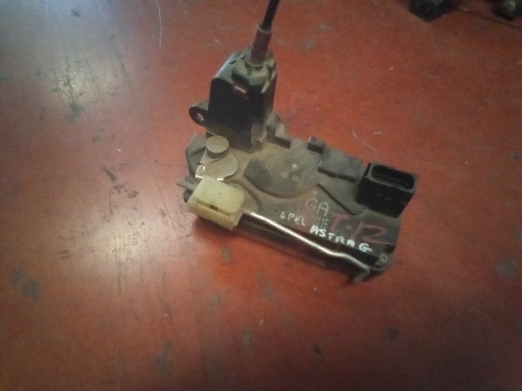 Cerradura trasera izquierda Opel Astra g '98
