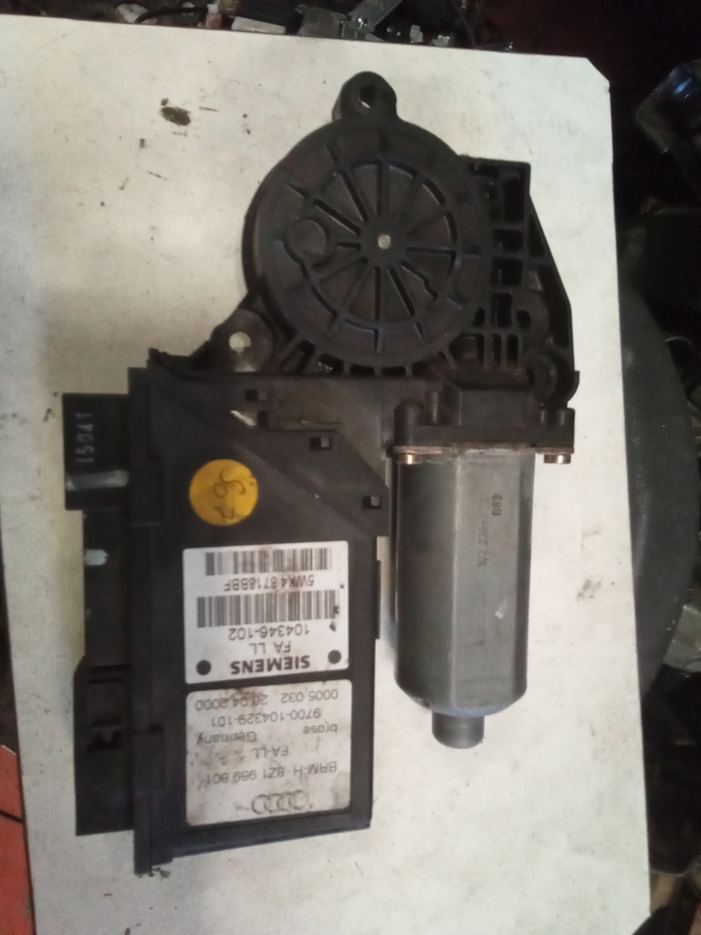 Motor elevalunas delantero izquierdo audi a2 '04