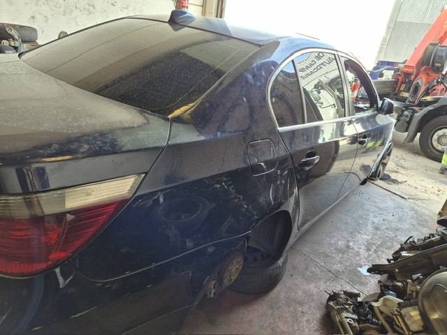0289 BMW 530DA E60 3.0 2003