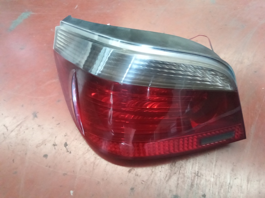 Piloto trasero izquierdo BMW serie 5 e60 '03