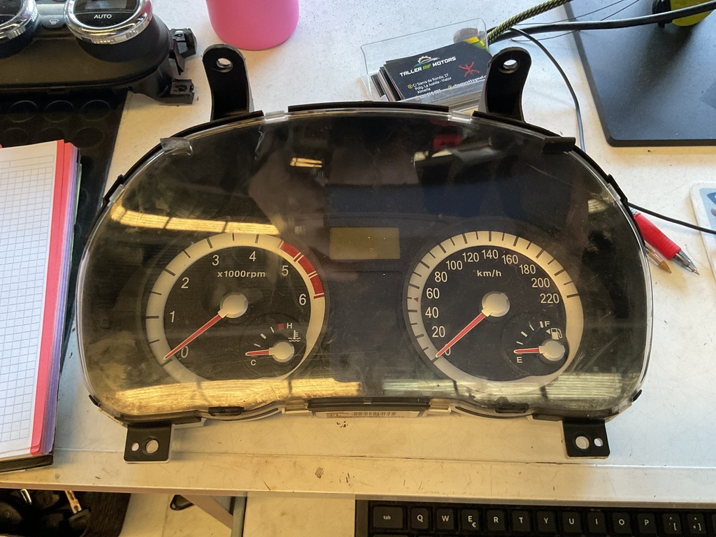 Cuadro de instrumentos kia rio ‘06