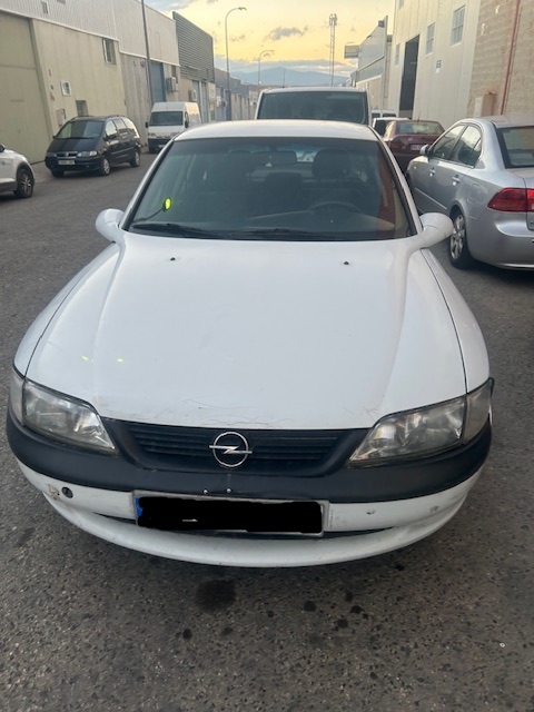 0310 OPEL VECTRA 1.6 GASOLINA 1996