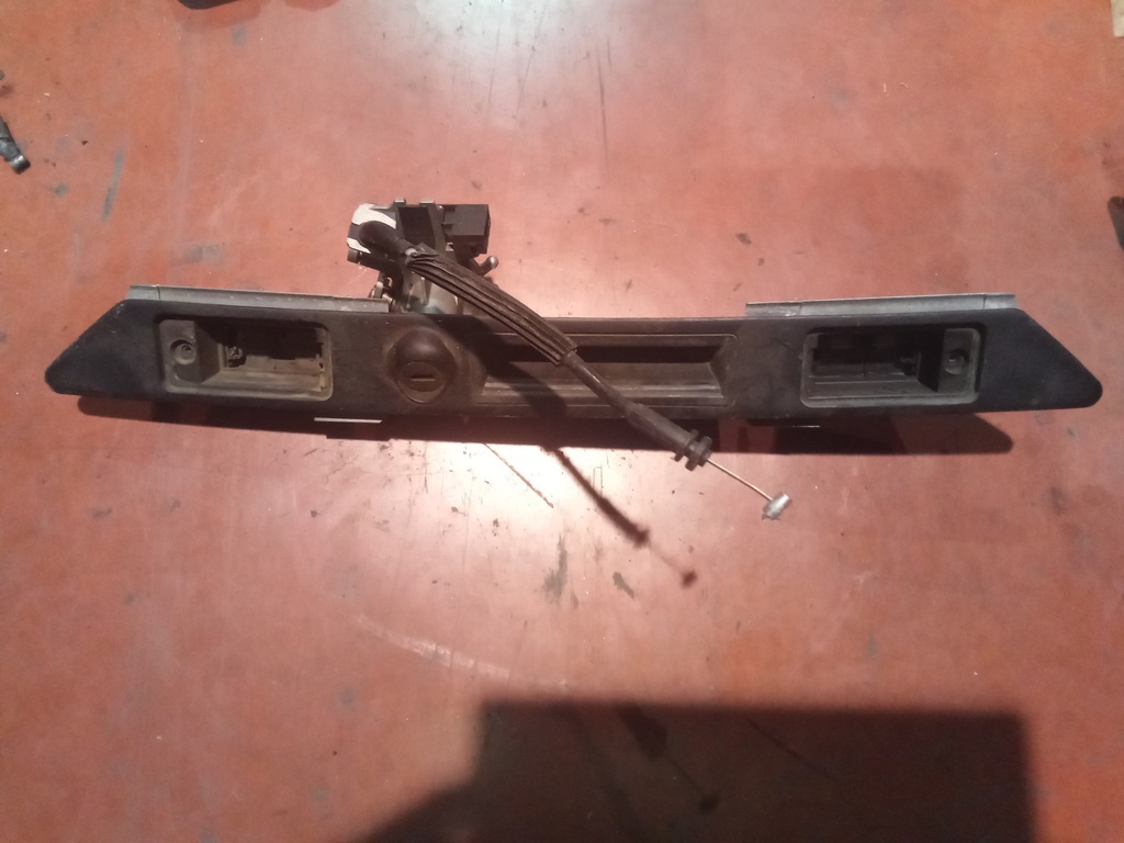 Pulsador de maletero audi a6 '07