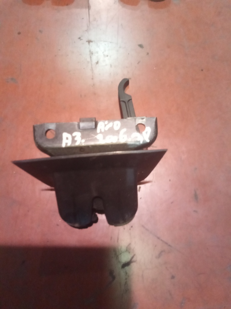 Cerradura maletero audi a3 '06