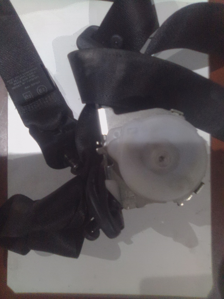 Cinturon trasero derecho opel vectra c '02