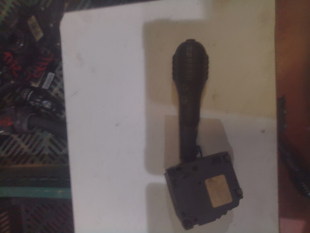 Mando de limpiaparabrisas renault twingo '94