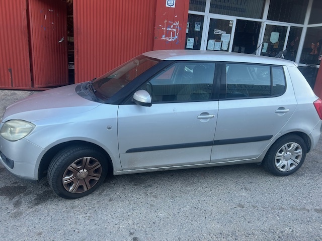 0372 SKODA FABIA 1.4 GASOLINA 2007