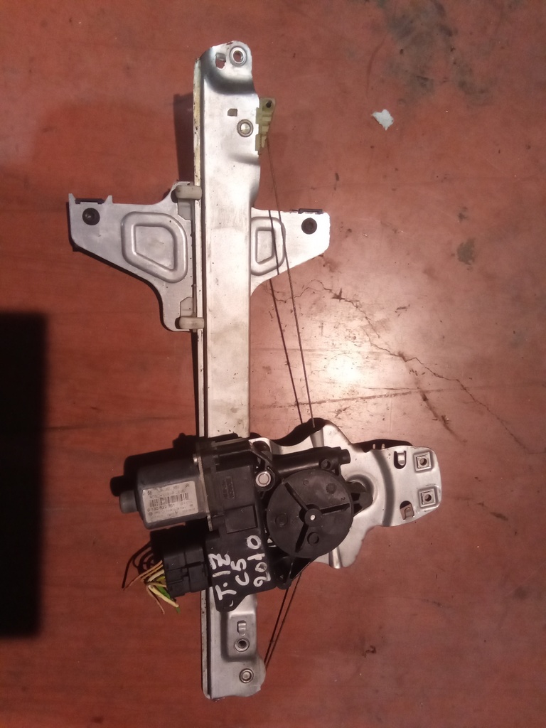 Elevalunas trasero izquierdo citroen c5 '10