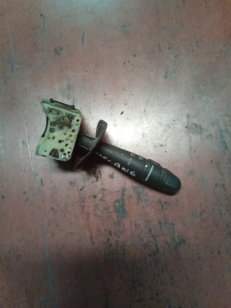 Mado de limpiaparabrisas renaulrt megane '00