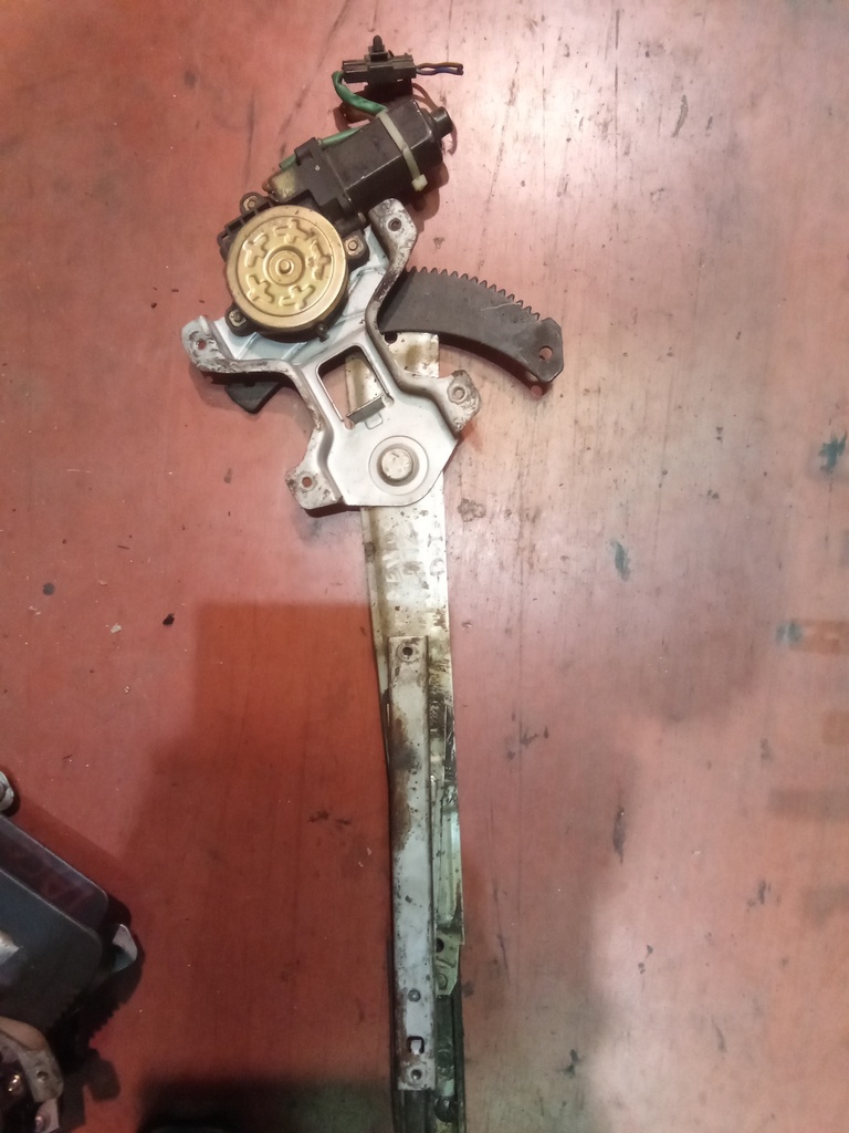 Elevalunas delantero izquierdo daewoo matiz '01