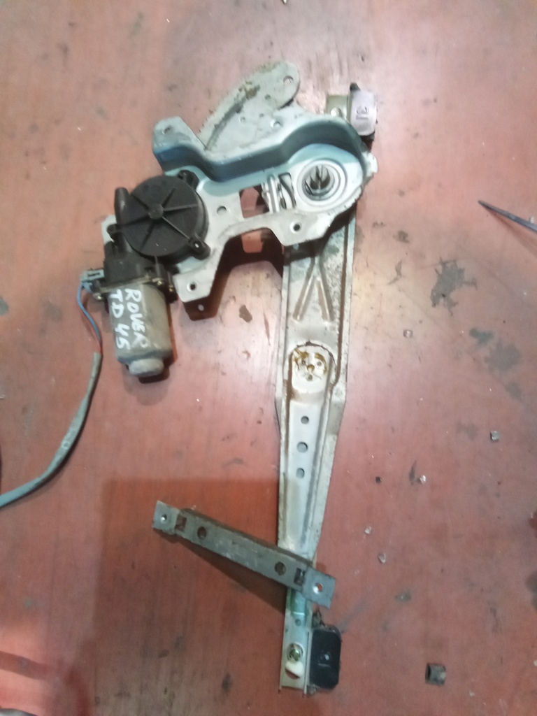 Elevalunas trasero derecho rover 400 '00