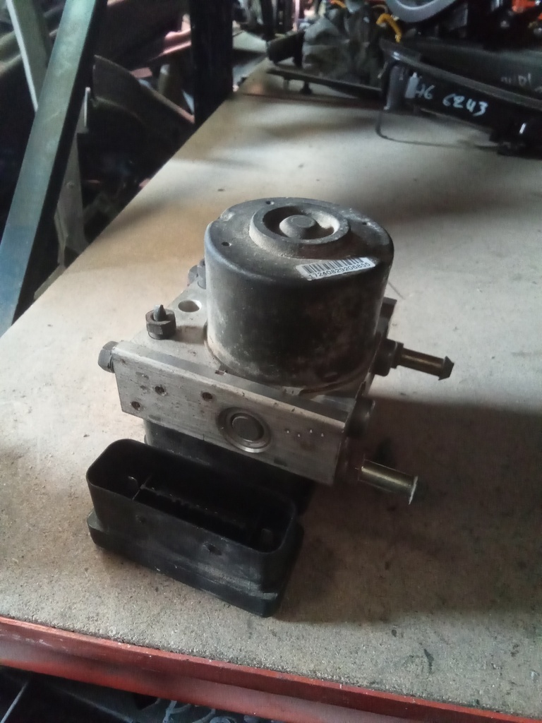 Módulo ABS Suzuki ignis '04