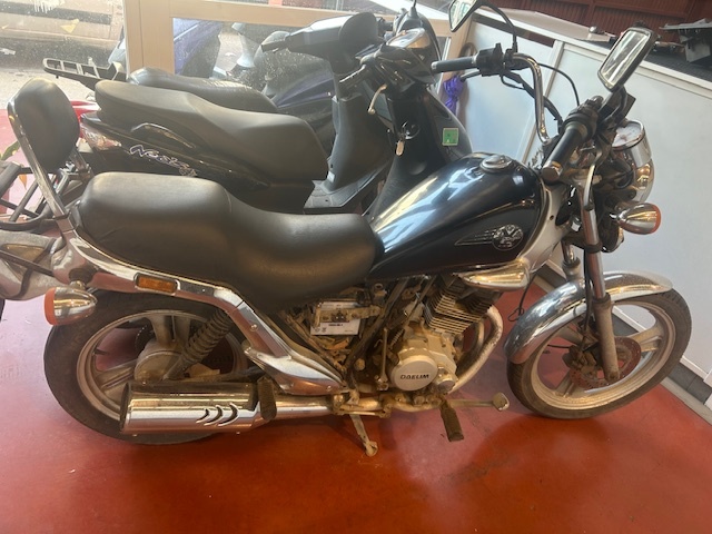 0418 DAELIM EVOLUTION 125CC 2001